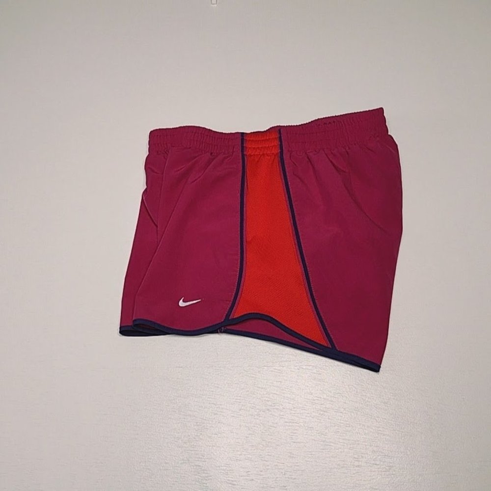 SHORT PINK NIKE SIZE ,,S DRI FIIT - Picture 4 of 4
